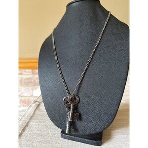 Vintage or Antique?  Skeleton Key Necklace With Metal Chain & Lobster Clasp